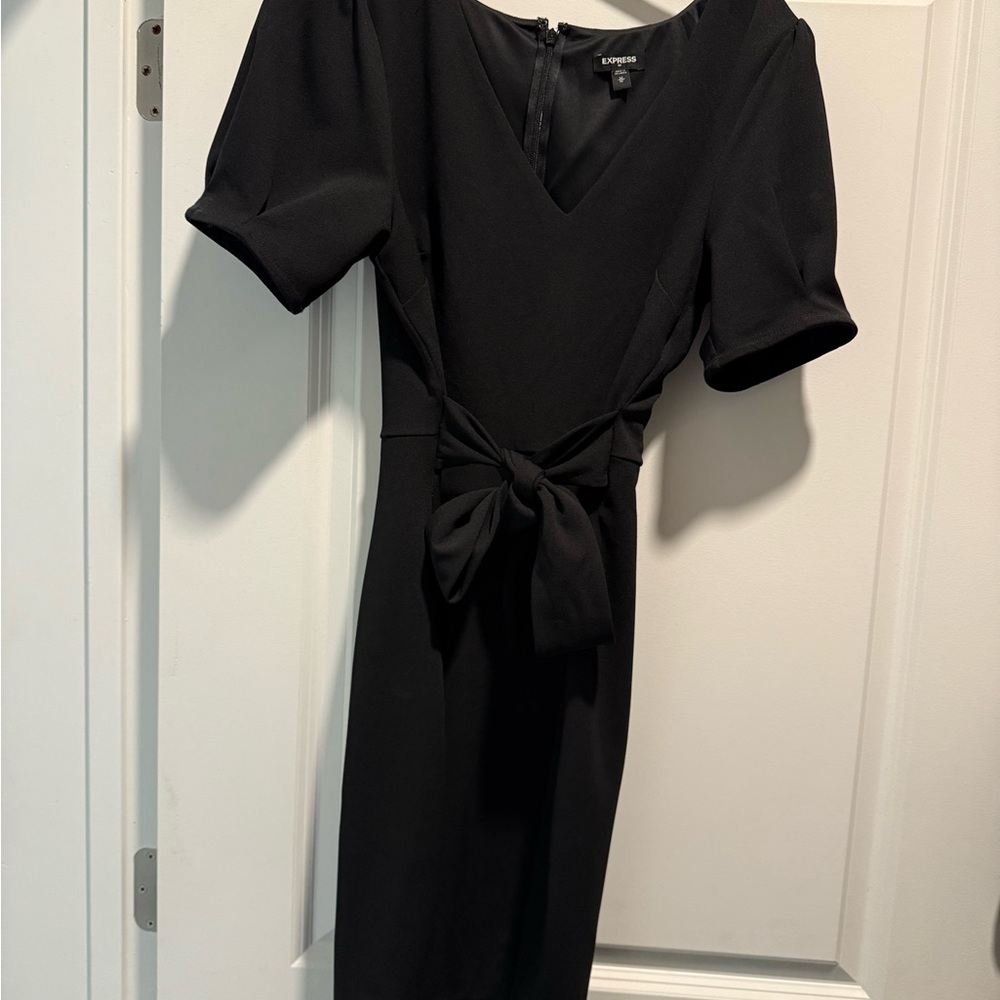 Express Elegant Black Midi Dress